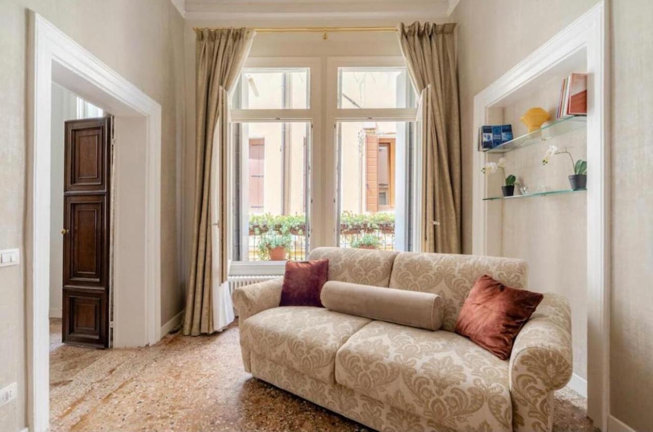 Venezia San Samuele Lägenhet Exteriör bild
