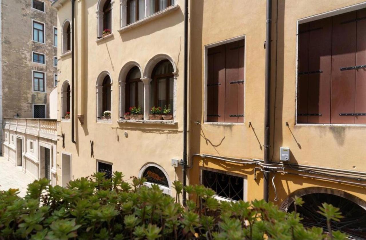 Venezia San Samuele Lägenhet Exteriör bild